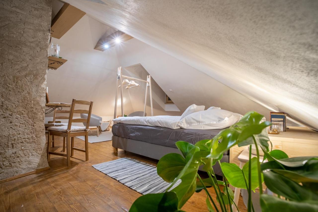 Apartmany Rodny Dom Deza Hoffmanna บันสกา ชีอาว์นีซา ภายนอก รูปภาพ